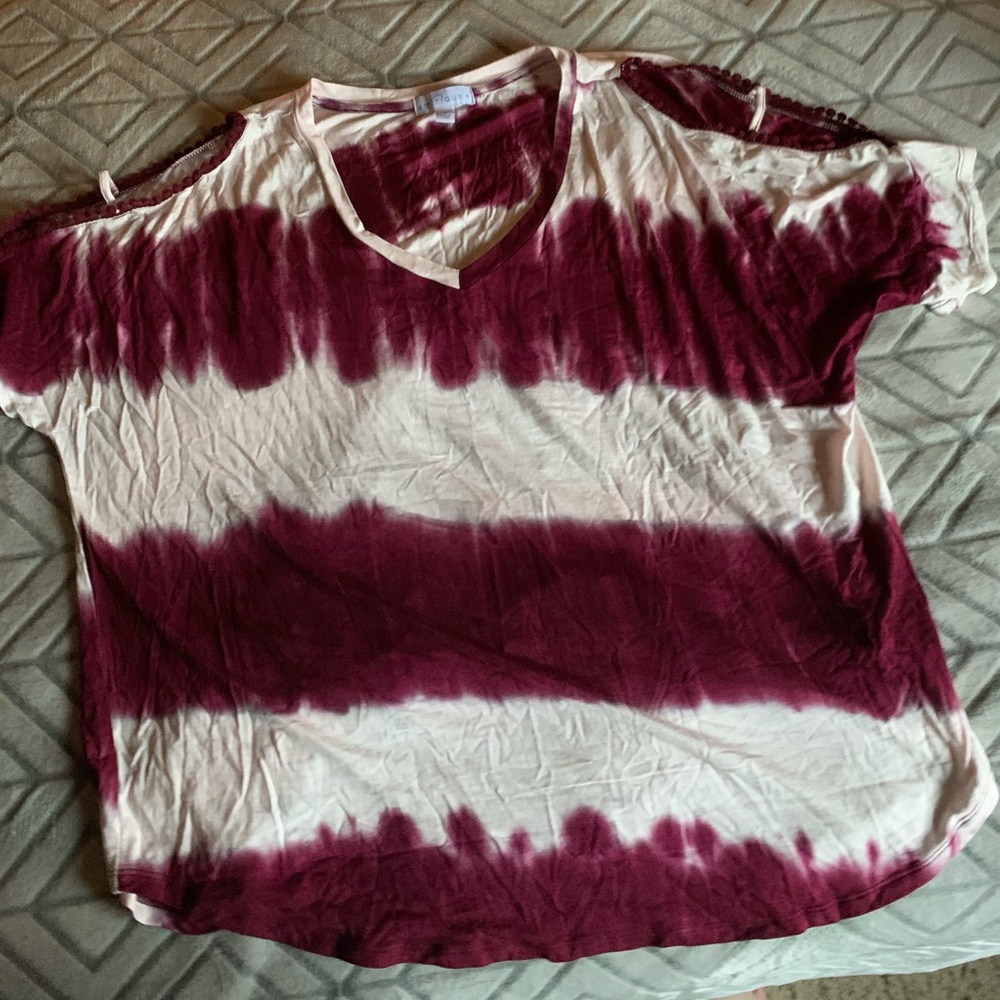 Open shoulder top